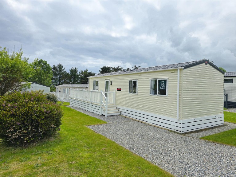 View Full Details for Oaklands Park, Polperro Road, Looe - EAID:laurelandwyldeapi, BID:1