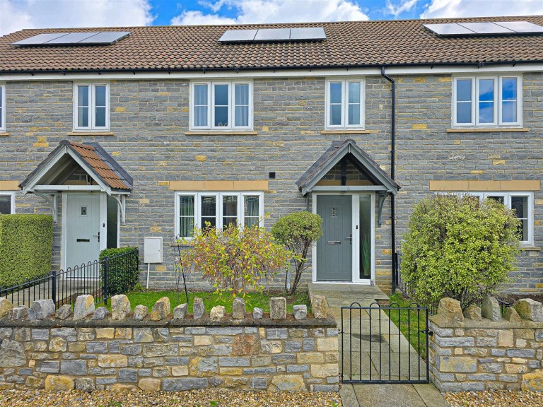 View Full Details for 2 The Pastures, Meare - EAID:laurelandwyldeapi, BID:1