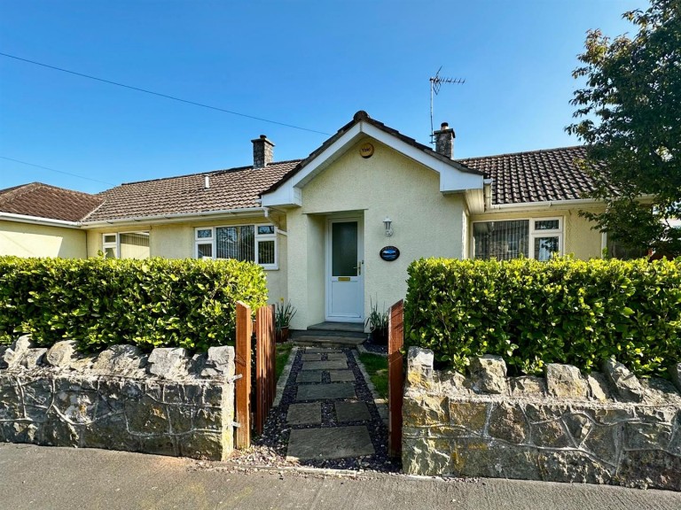 View Full Details for Barrows Park, Cheddar - EAID:laurelandwyldeapi, BID:1